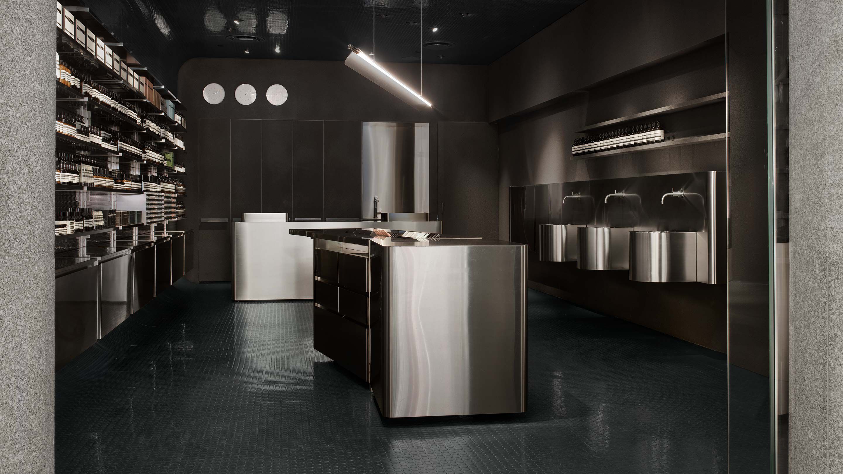 Aesop_AU_Counter_Melbourne_Air