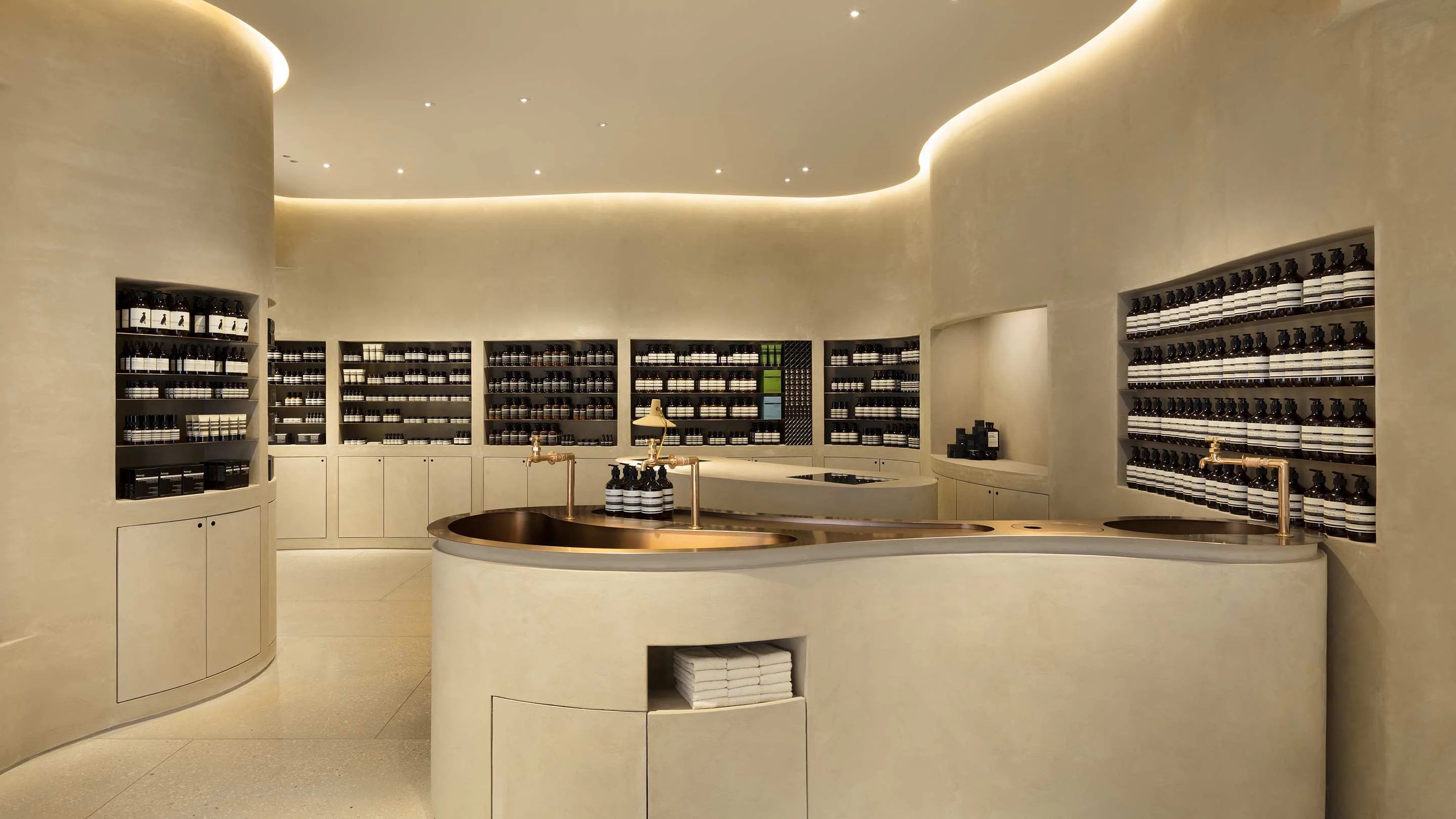 Aesop / 6点セット アムステルダム シティー キット | トラベルセット | Aesop 日本