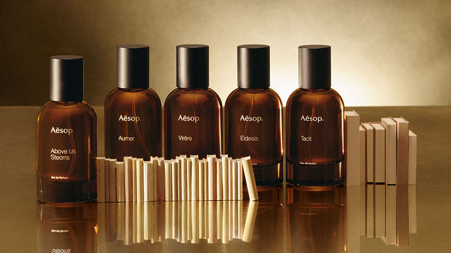 「喜ぶ主人、華やぐ住まい」バナー