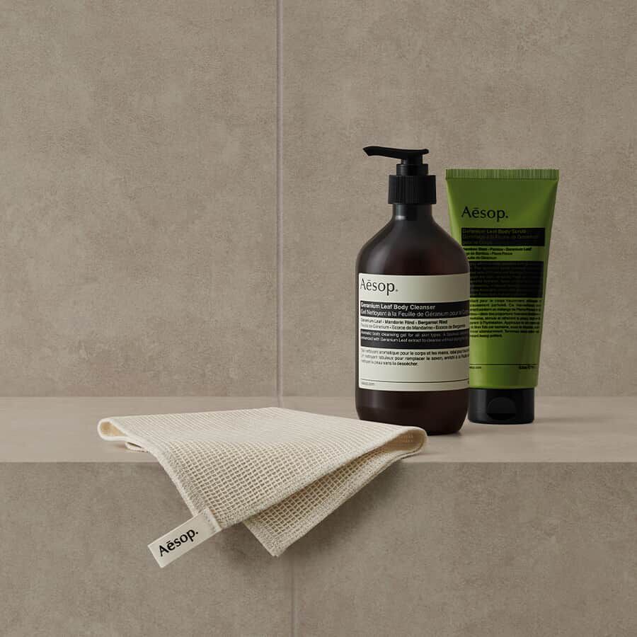 イソップ　ボディクレンザー&ハンドウォッシュセット ボディ＆ハンドケアキット | ハンドケアセット | Aesop 日本