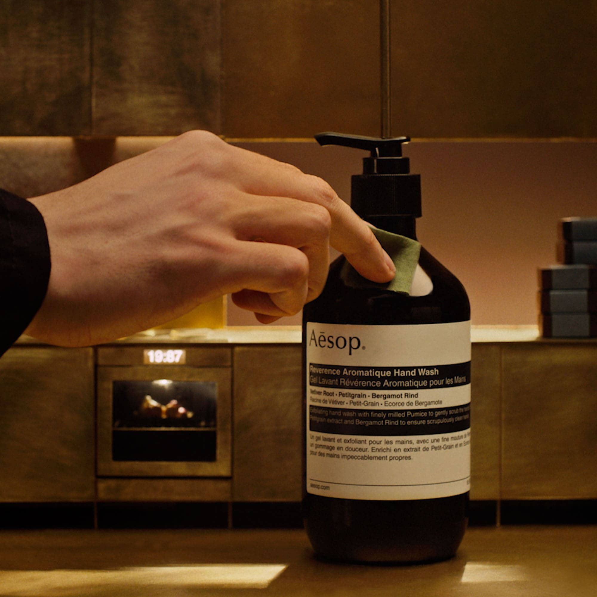 トゥー メニー クックス イン ザ キッチン