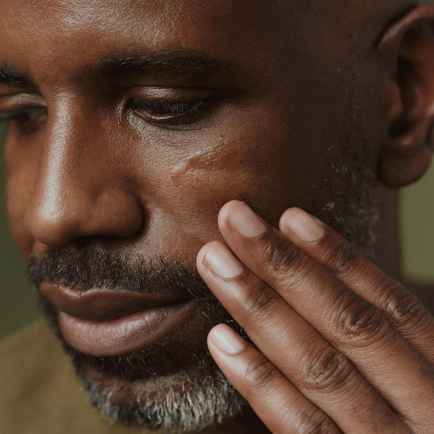 パセリ フェイシャル インテンス セラム