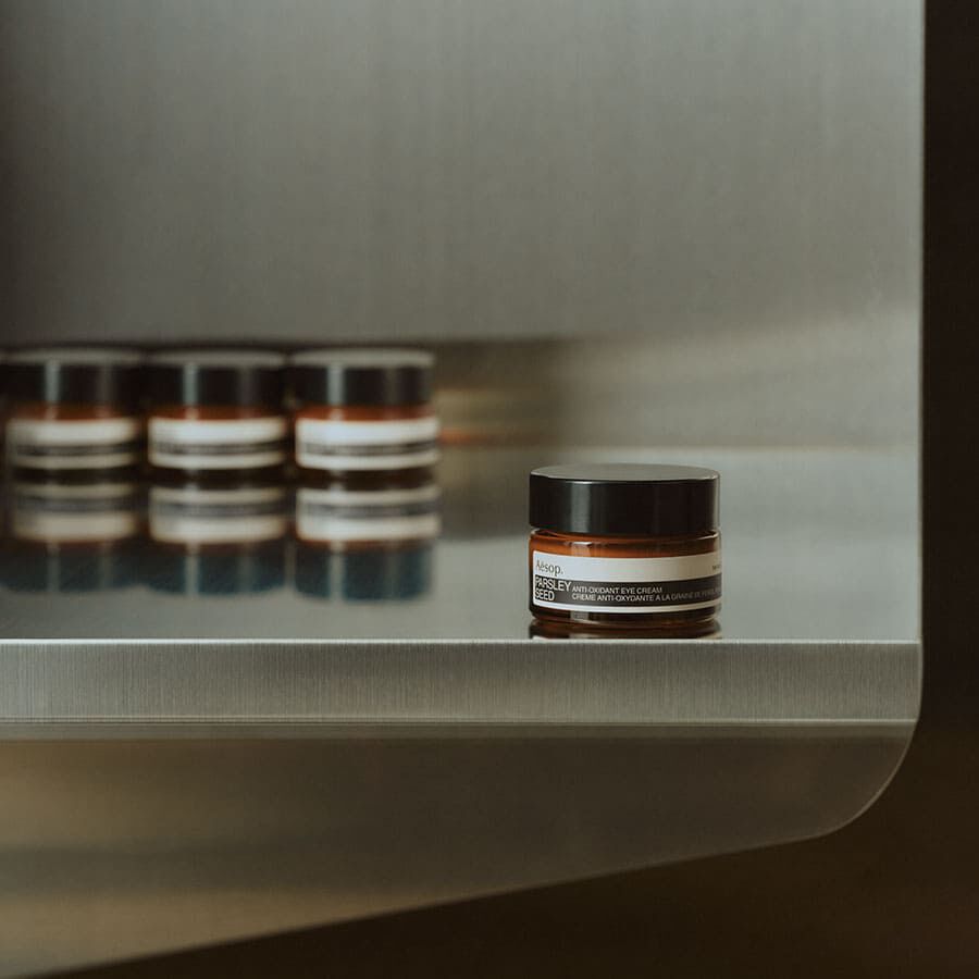 パセリ アイクリーム | スキンケア | Aesop (イソップ) 日本
