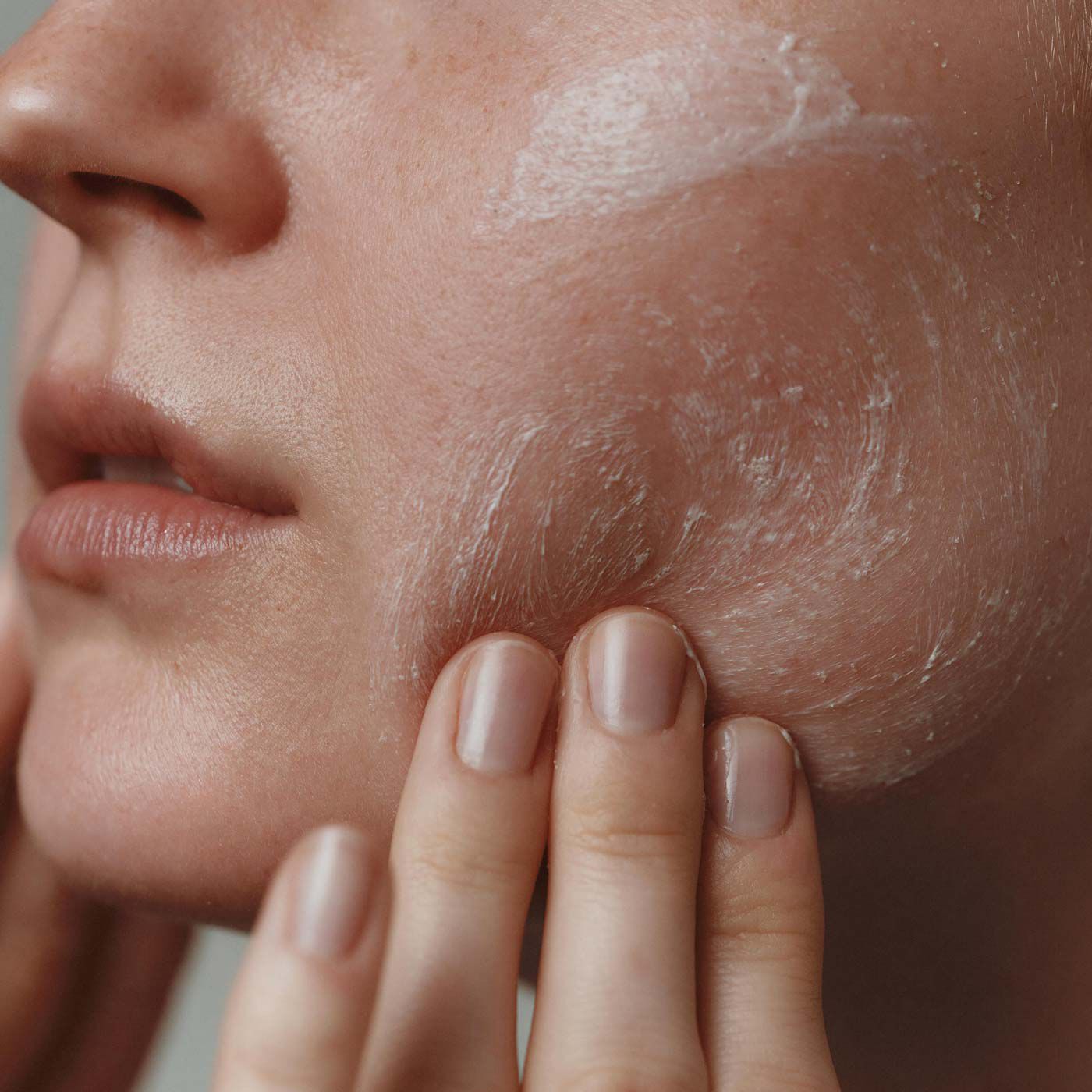 ピュリファイング フェイシャル エクスフォリアント